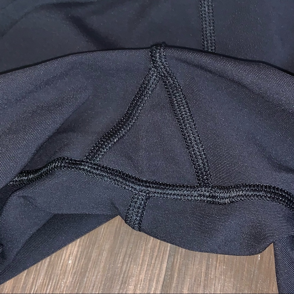 Lululemon Running Crop Pants - Picture 5 of 5